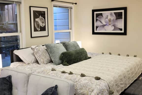 Garden Retreat • Easy Transit to Downtown & UCSF - Image 3