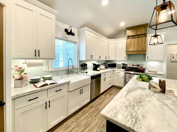 Modern Farmhouse Filled with Family Entertainment - Image 4