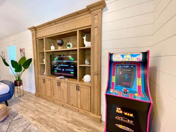 Modern Farmhouse Filled with Family Entertainment - Image 5